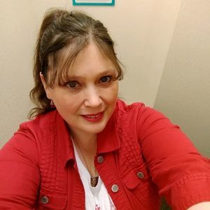 Meet your Posher, Valerie